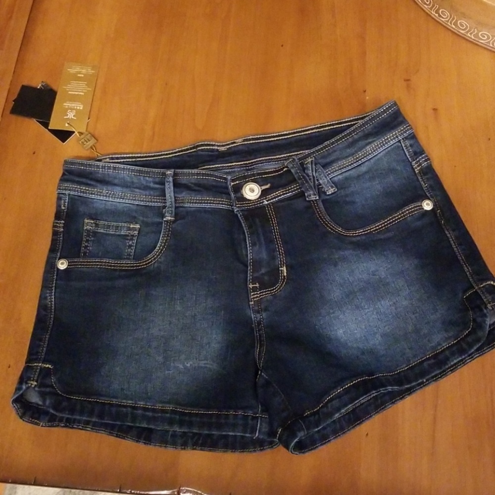 Demon & Hunter denim shorts